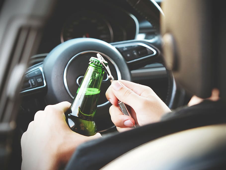 person opening glass bottle inside vehicle, alcohol, automotive, HD wallpaper
