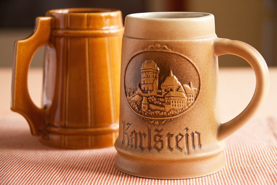 brown ceramic beer steins, alcohol, beverage, brewed, cup, drink HD wallpaper
