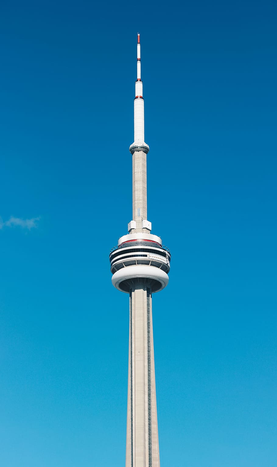 gray Space needle tower, architectural photography of tower under blue sky HD wallpaper