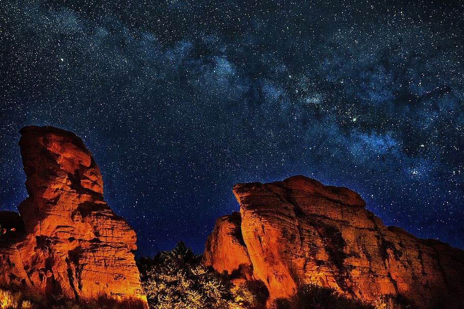 plateau under stardust during nighttime, milky way, stars, rocks, HD wallpaper