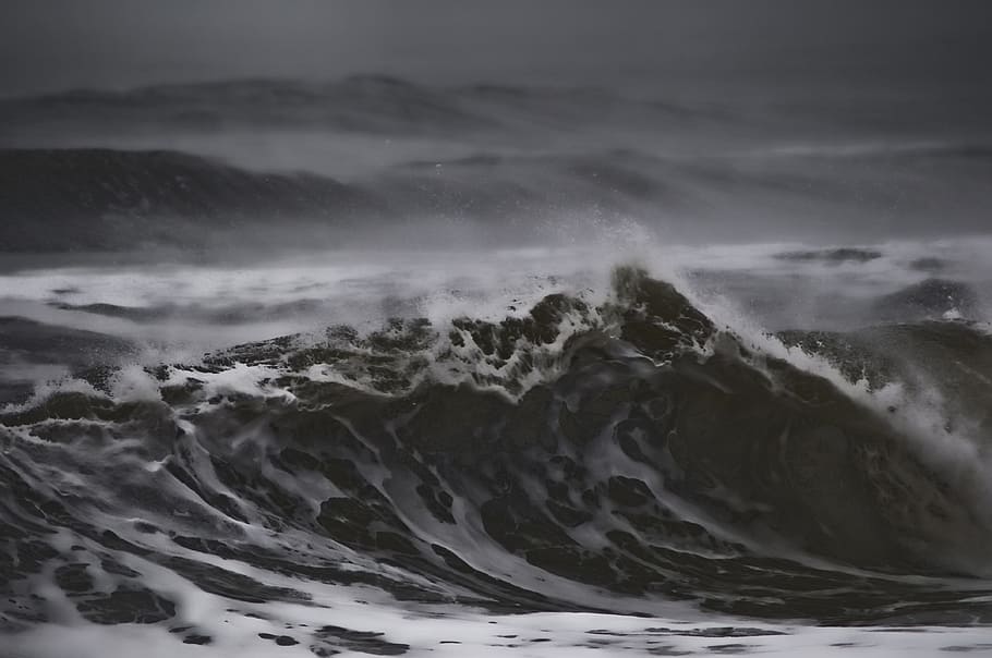 grayscale photography of sea waves, tide, ocean, water, splashing HD wallpaper