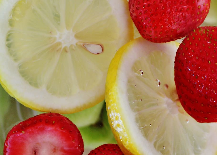 sliced lemons, Strawberries, Kiwi, Fruits, refreshment, citrus fruits