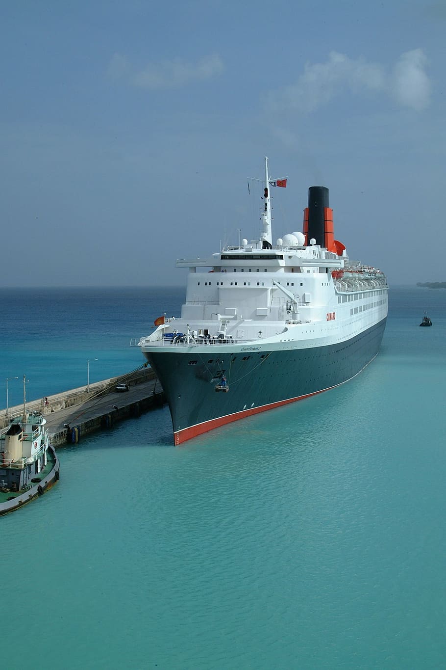 Hd Wallpaper Mediterranean Cruise Ship Qe2 Vessel Nautical