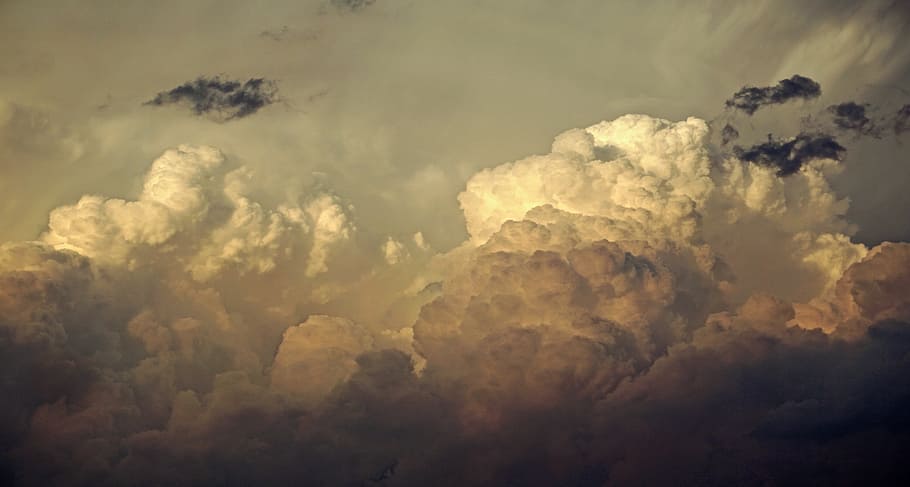 white cloudy sky during daytime, clouds, threatening, gloomy HD wallpaper