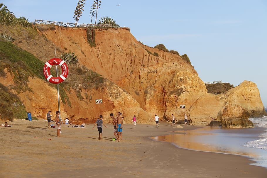 Beach, Children Playing, Sand, mar, people, blue, holidays HD wallpaper