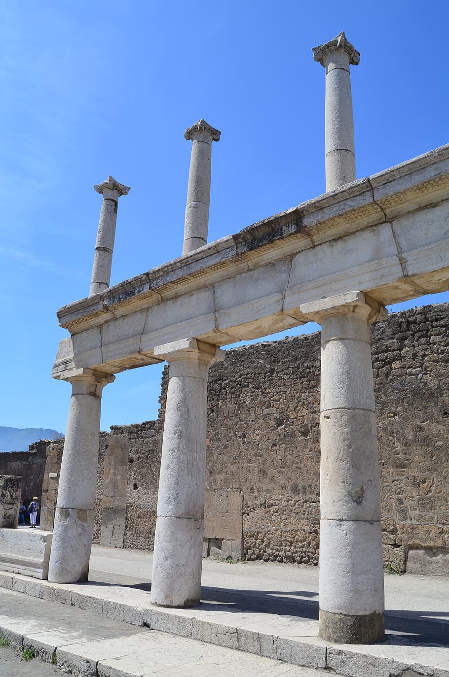pompeii, columns, arcade, architecture, architectural column HD wallpaper
