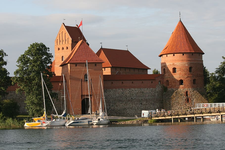 trakai, lithuania, castle, lake, summer, water, transportation HD wallpaper