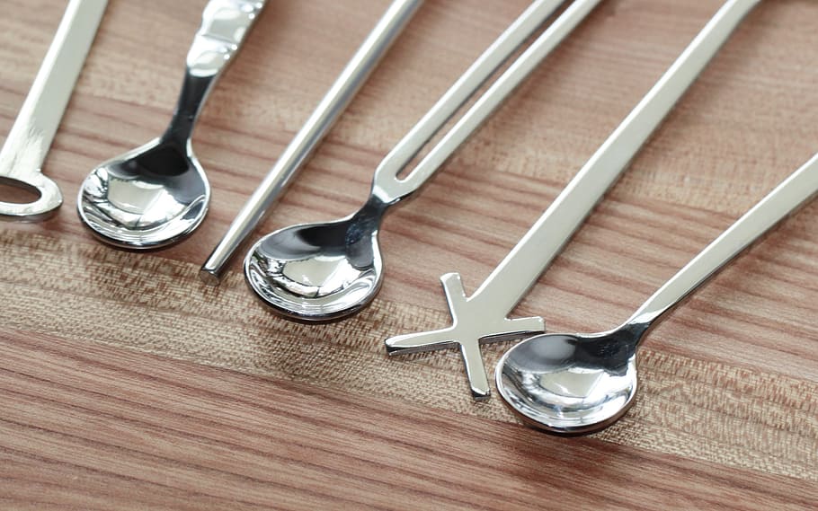 silver teaspoons, cutlery, shiny, reflect, close, metal, coffee spoon HD wallpaper