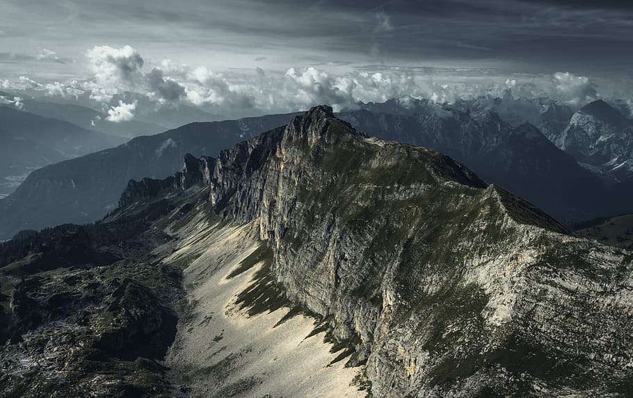mountain during daytime, snowy mountain under cloudy sky during daytime HD wallpaper