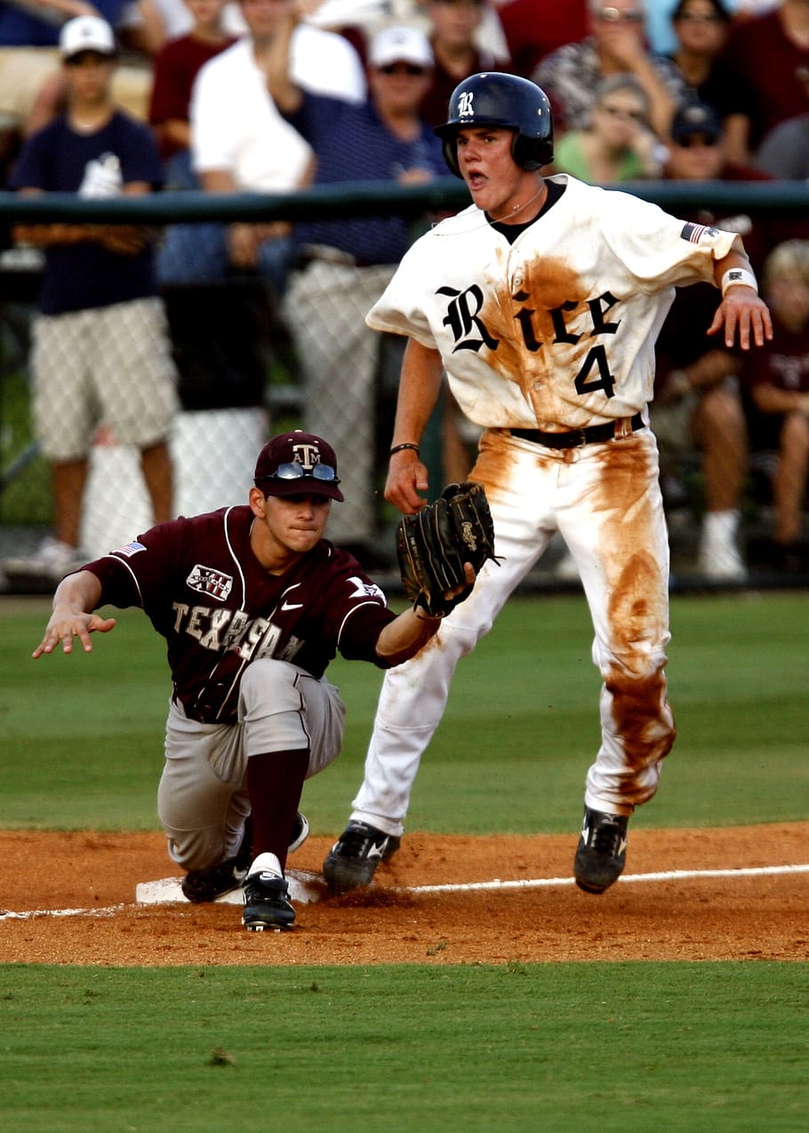 baseball, player, third base, runner, tag, uniform, sport, athlete HD wallpaper