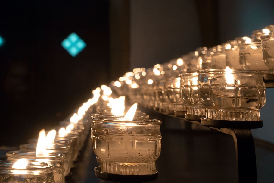 closed-up photography of lighted candles, victims, lights, prayer HD wallpaper