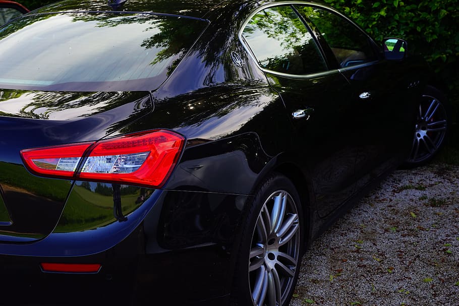 black sedan parked by the green tree, Auto, Maserati, Vehicle HD wallpaper