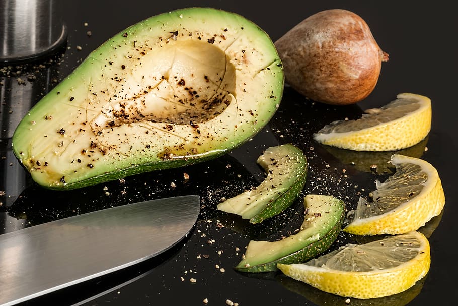 sliced avocado and lemon fruits, salad, fresh, food, vegetarian HD wallpaper