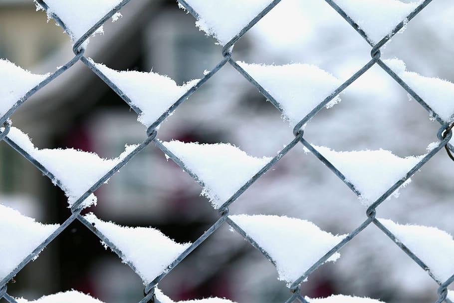 wire mesh, snow, winter, pattern, fence, chainlink fence, full frame HD wallpaper
