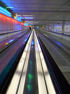 Handrails, Moving Walkway, roller platform, treadmill, moving sidewalk HD wallpaper