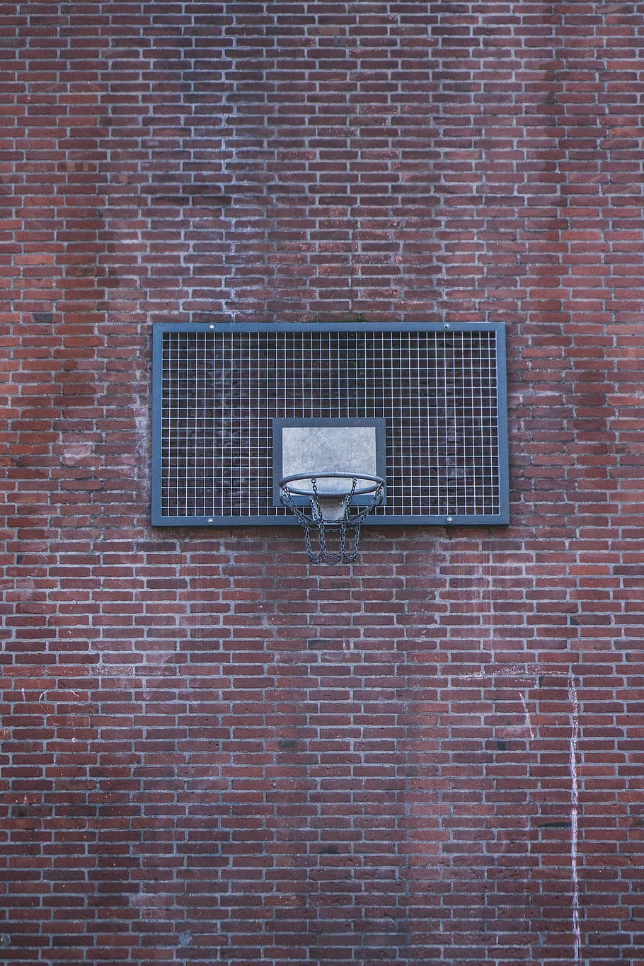 black wall mounted basketball board, black basketball board on concrete brick wall, HD wallpaper