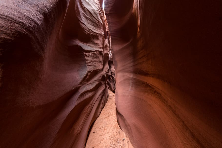 closeup photo of brown rock formation, Antelope Canyons, Arizona HD wallpaper