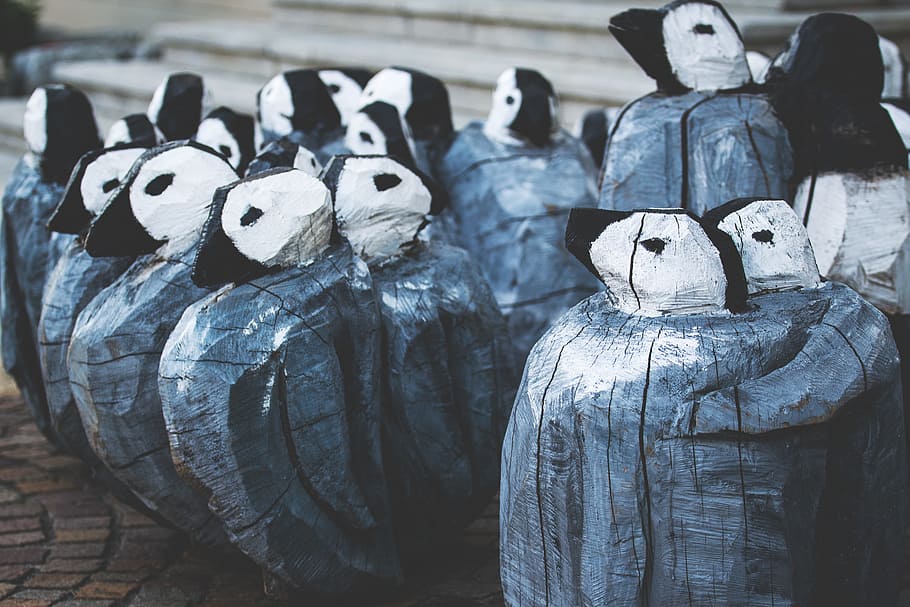 Gray and White Penguin Decoration, art, artwork, carved, creativity HD wallpaper