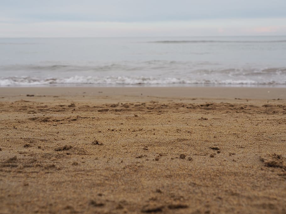 sea, sand, beach, background, holiday, sun, clouds, wind, beach sand HD wallpaper