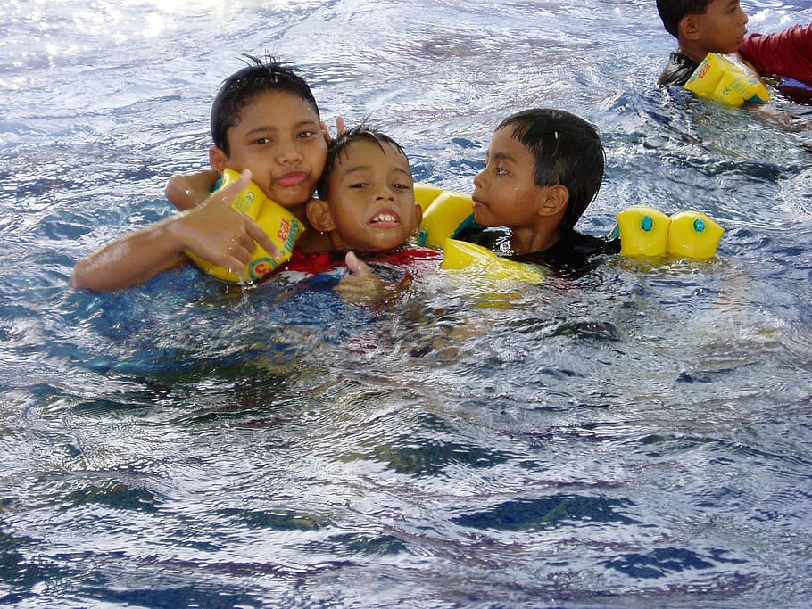 Children swimming 1080P, 2K, 4K, 5K HD wallpapers free download ...