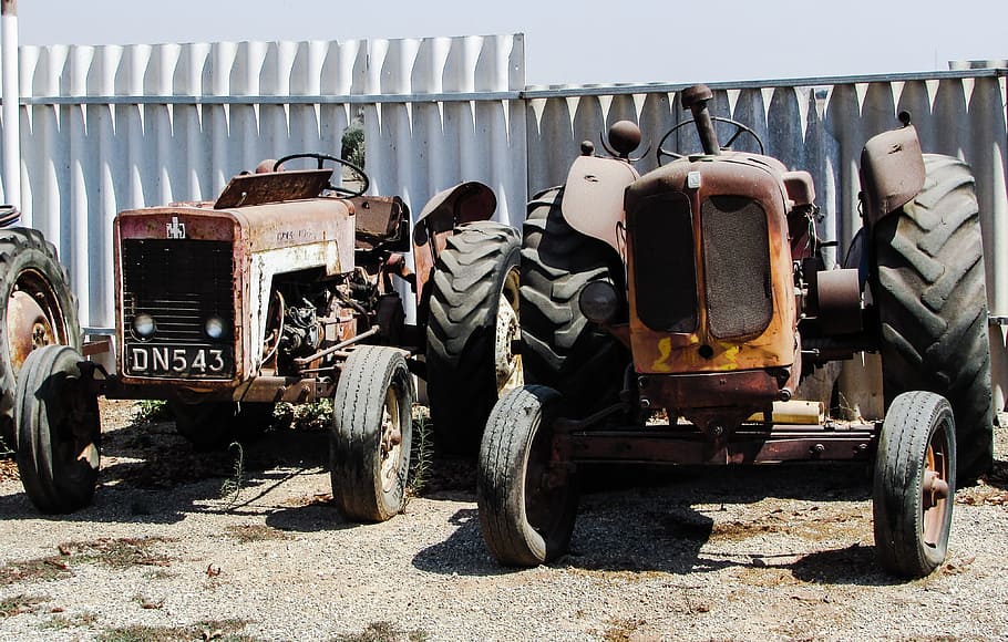 Tractors, Old, Machine, Equipment, rusty, antique, rural, abandoned HD wallpaper