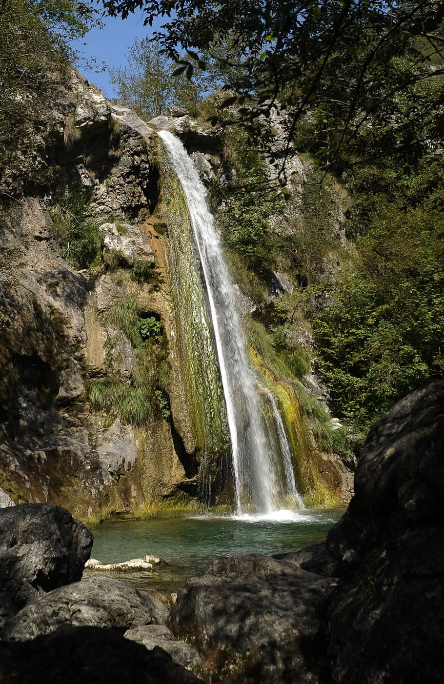 waterfall, italy, flow, scenics - nature, beauty in nature HD wallpaper