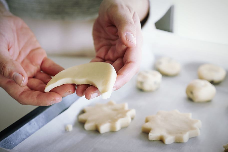 dough, bake, people, man, baker, bakeshop, pastry, human hand HD wallpaper