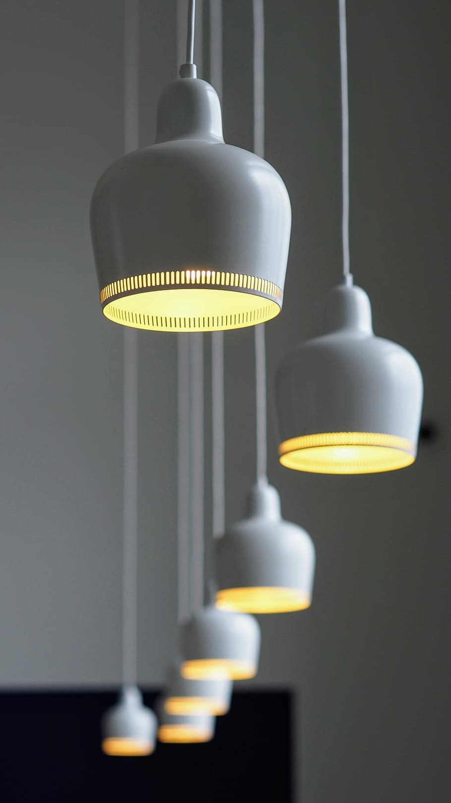 line of chandeliers, line of white pendant lamps with yellow bulbs HD wallpaper