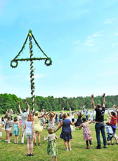 midsummer, games, maypole, dance, circle dance, jumps, children HD wallpaper