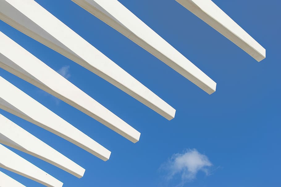 white wooden gondola under blue sky, white wooden frame, cloud HD wallpaper