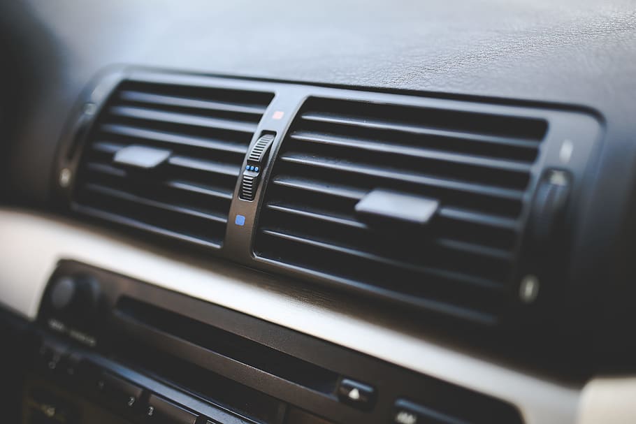 Car interior / Air conditioner, air conditioning, auto racing