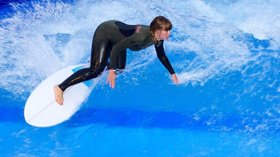 woman surfing on sea waves, surfboard, courage, skill, balance HD wallpaper