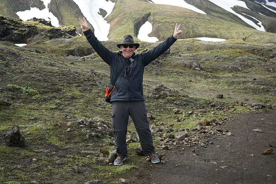 joy, hat, fun, laugh, mountains, man, one person, real people HD wallpaper