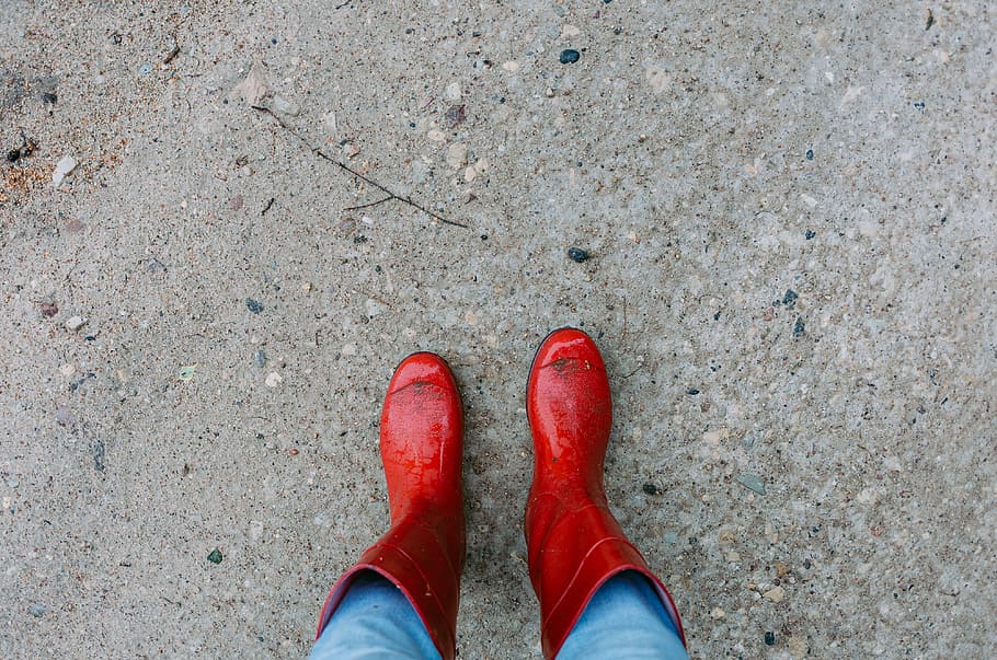 Red rubber boots, lifestyle, objects, shoe, human Foot, human Leg HD wallpaper