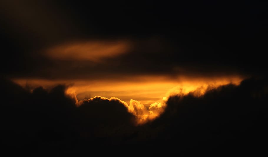 clouds during golden hour, golden hour photo of clouds, sunlight HD wallpaper