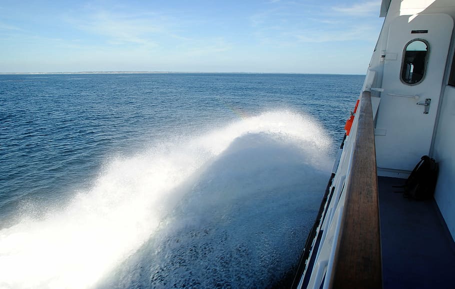 splash of water beside boat, ferry, crossing, shipping, brittany, HD wallpaper