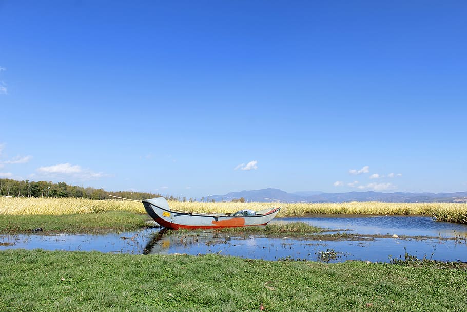 erhai lake, in yunnan province, kunming, sea, blue sky, ship, HD wallpaper