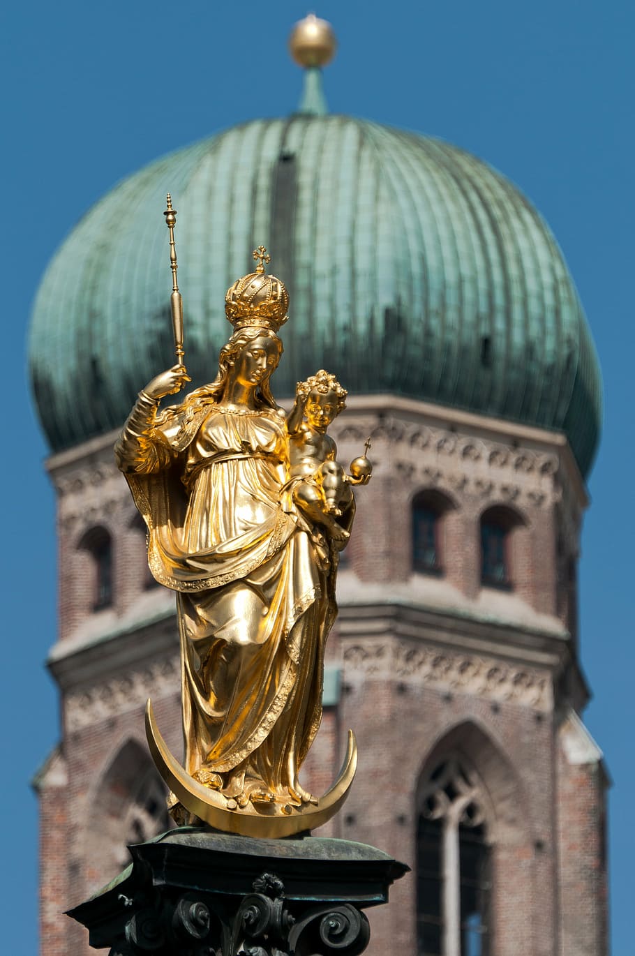 munich, frauenkirche, marienplatz, statue, bavaria, town hall