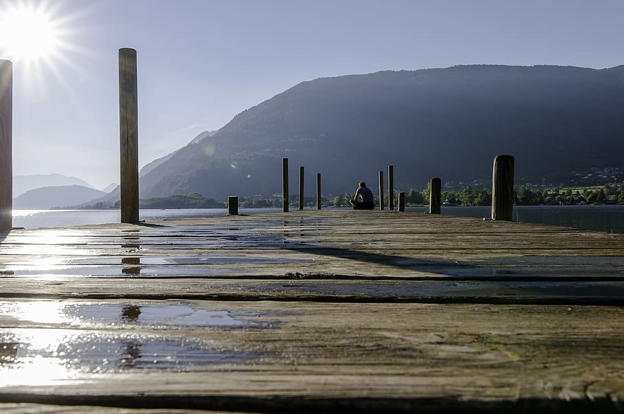 web, lake, sun, water, jetty, nature, autumn, sky, boardwalk HD wallpaper