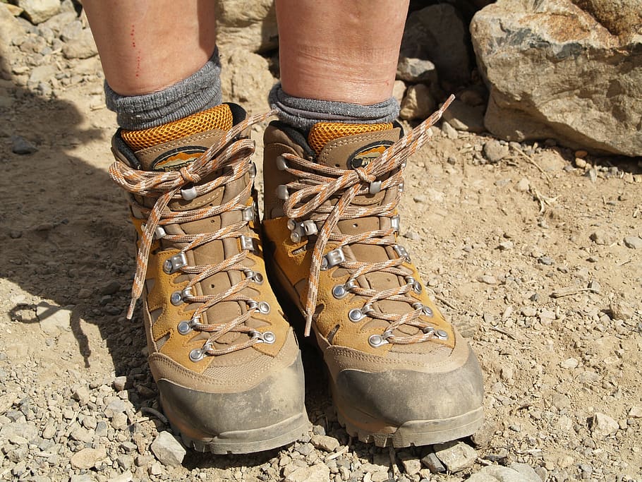 hiking, hiking shoes, mountain hiking, leather, travel, dusty