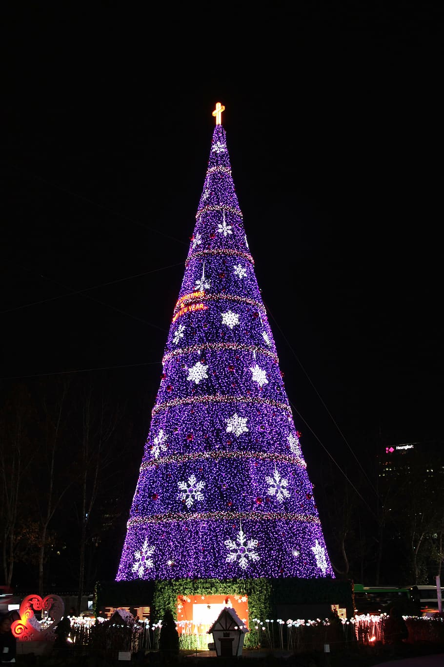 christmas, night view, tree, purple, illuminated, christmas decoration HD wallpaper