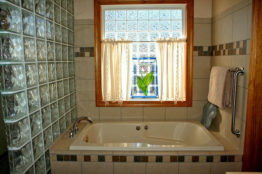 rectangular white enamel bathtub inside room with gray wall tiles, HD wallpaper