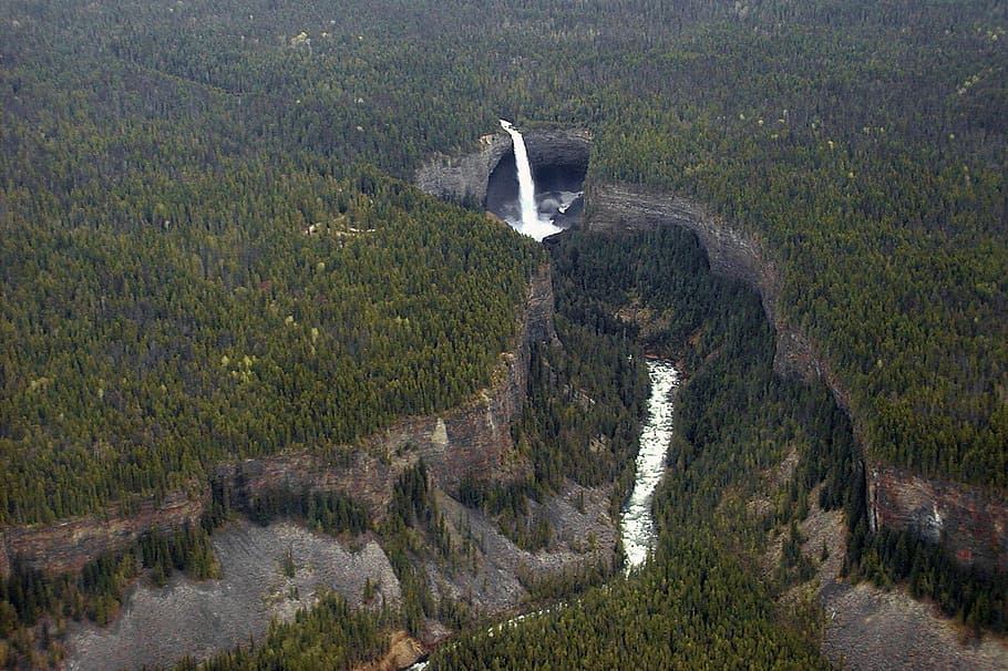 helmcken falls, bird perspective, waterfall, river, wells gray provincial park