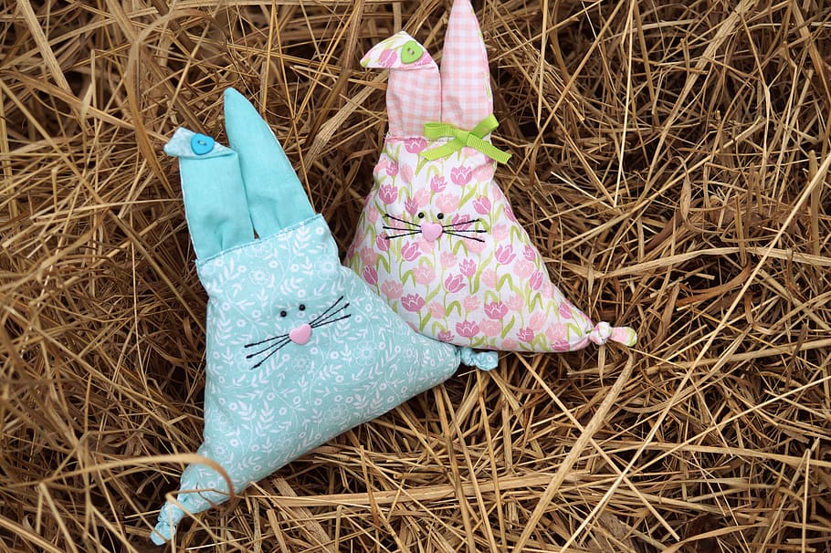 easter, easter bunny, stuffed animals, pillow, easter figures HD wallpaper