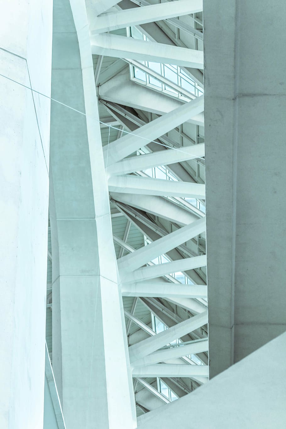 white concrete infrastructure, architectural photo of building HD wallpaper
