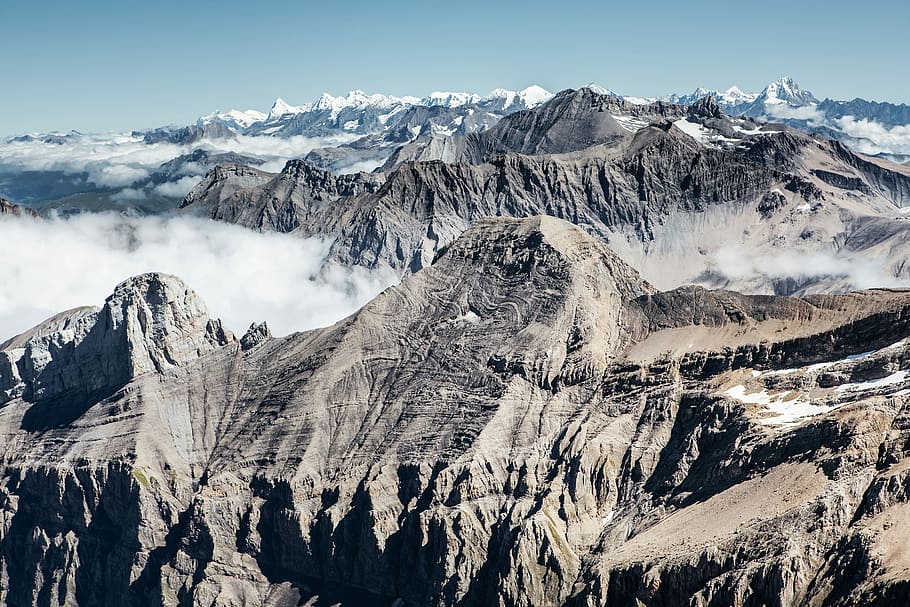 landscape photography of mountains, gray mountain during daytime HD wallpaper