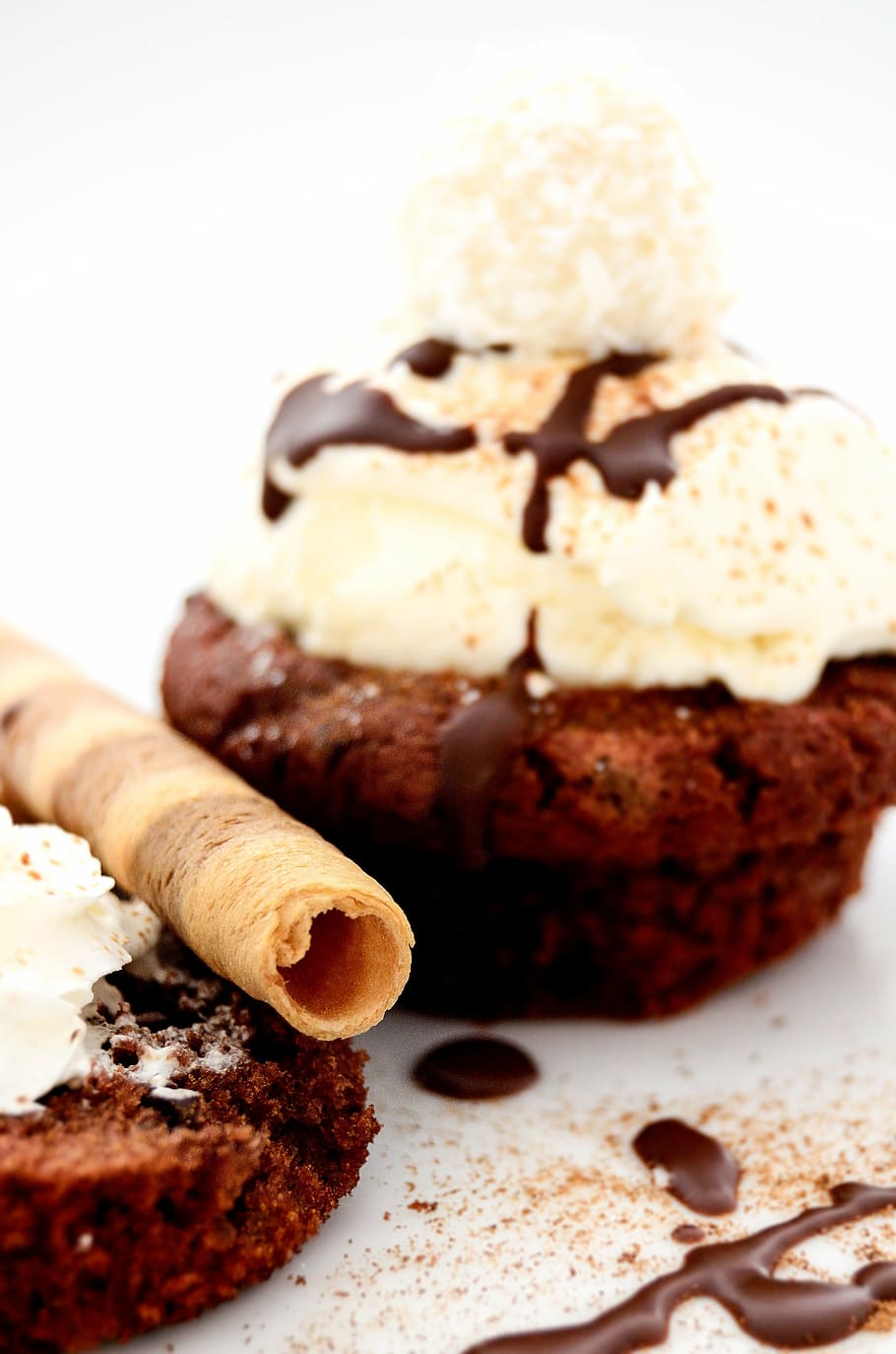 dessert, ice cream, fruit, sweets, whipped cream, eating, sweet dish HD wallpaper