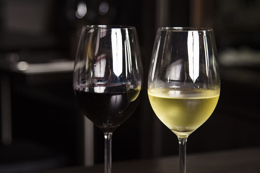 two wine glasses with red and white wine, refreshment, drink HD wallpaper