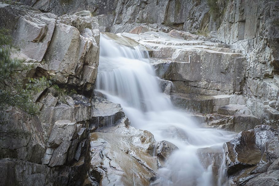 timelapse photography of waterfalls at daytime, reuss, gotthard HD wallpaper