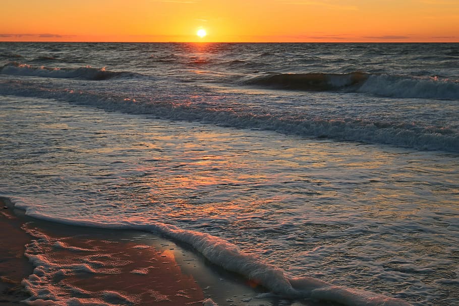 sea waves during daytime, sunset, waters, beach, ocean, sky HD wallpaper